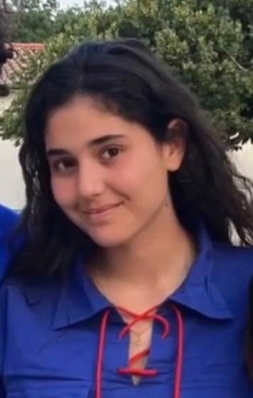 Portrait de Dina Sebaoun, volontaire en Service Civique FSJU à l’Habonim Dror de Marseille.